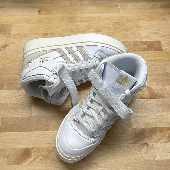 Women’s Adidas Forum Bonega Mid Shoes - Picture 7 of 15